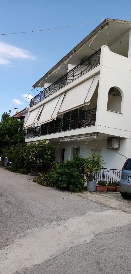 Γεώργιος Παπαϊωάννου Ενοικιαζόμενα Δωμάτια Khrónia Eksteriør billede